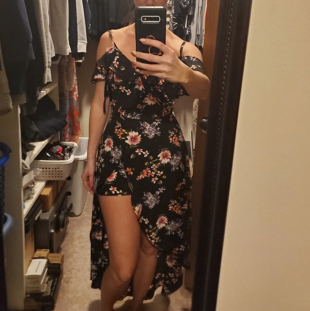 Dress - Picture 2 of 6